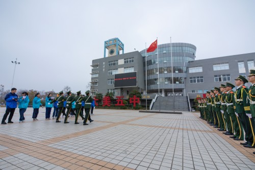 201912【夯實(shí)基礎(chǔ) 練就功夫——阜陽(yáng)五中第七屆國(guó)旗護(hù)衛(wèi)隊(duì)基本功大賽圓滿成功】潁州晚報(bào) 阜陽(yáng)日?qǐng)?bào) 阜陽(yáng)發(fā)布 特約攝影記者 凡偉 18844908911 (2)_conew1.jpg